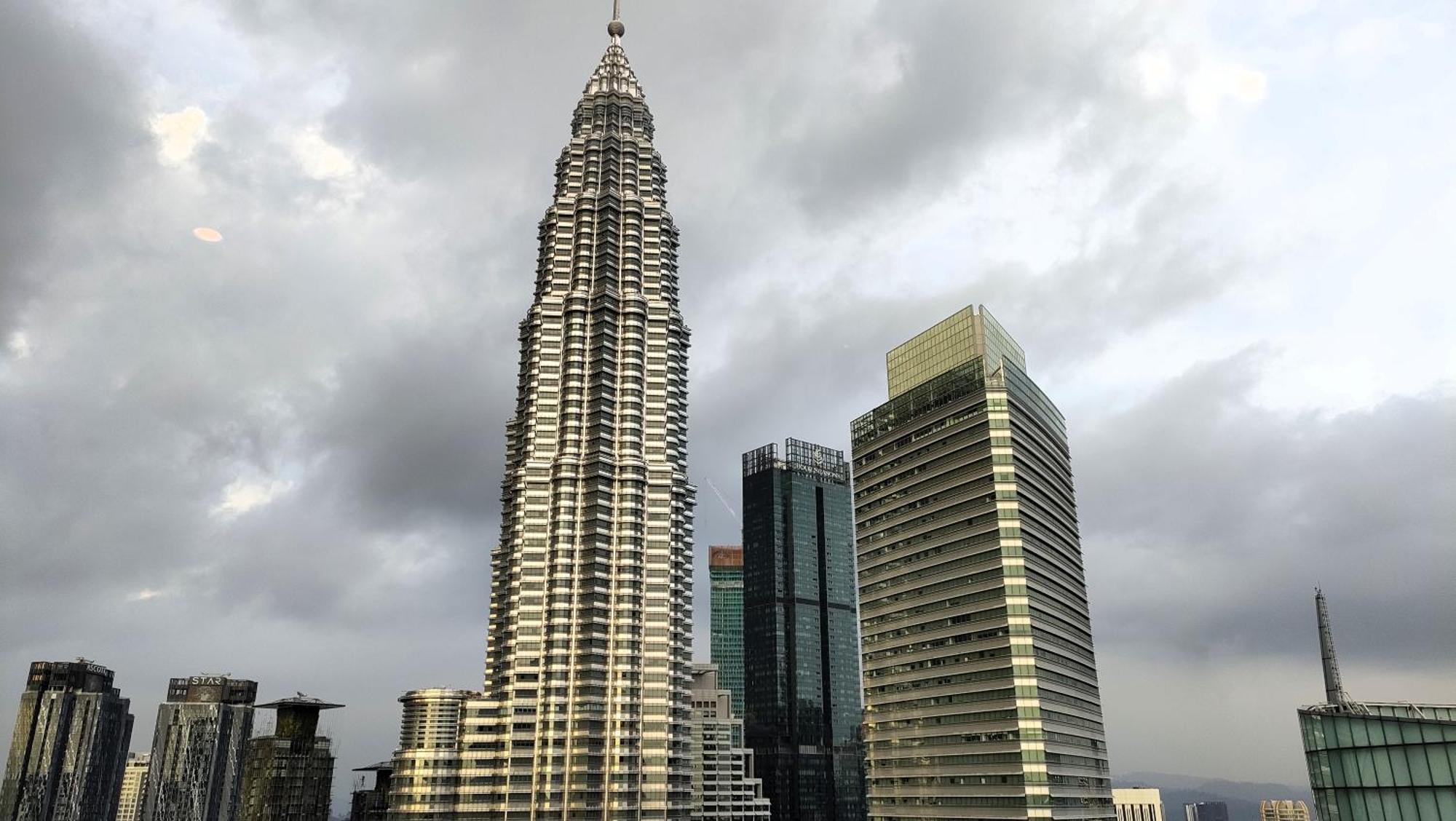 Sky Klcc By Birdy Apartment